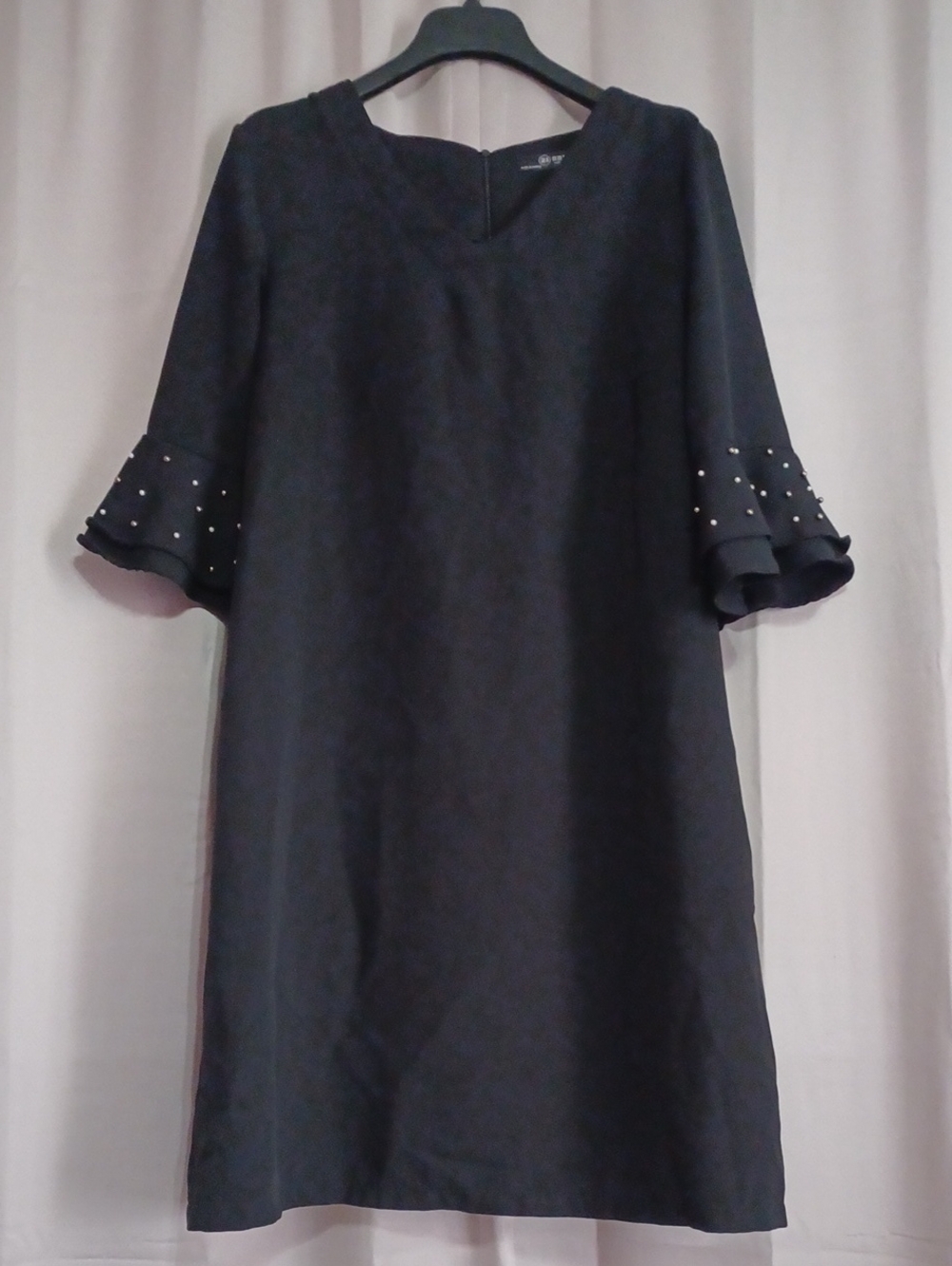 21 SBR Black Shift Dress Pearl Embellished Flare Bell Sleeve Size Large